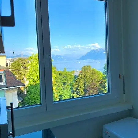 High Standing In Ouchy - 洛桑